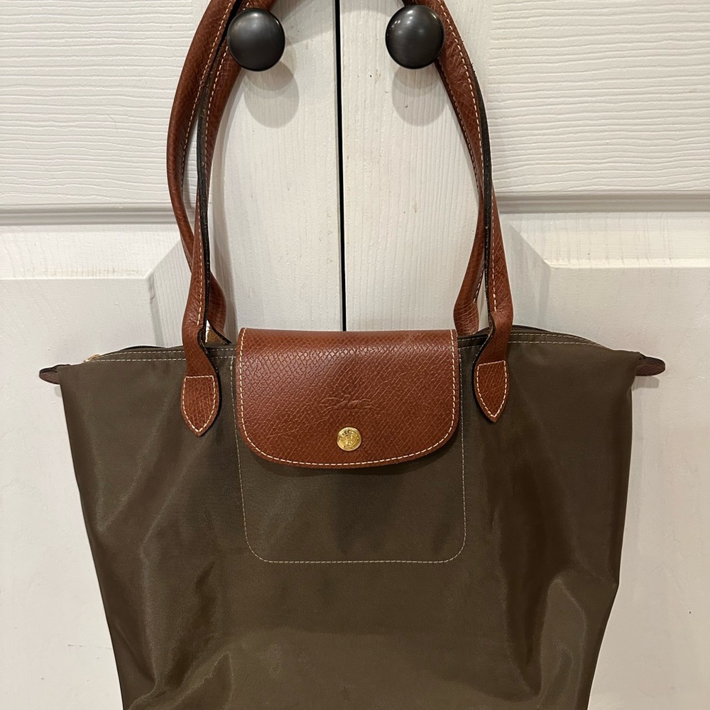 Longchamp olive green bag